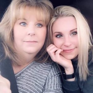 Meet your Posher, Brenda